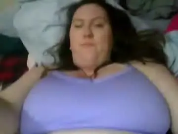 Chaturbate Live Porn of fuzzypeaches87