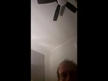 Chaturbate Live Sex Cam of marriedbutcurious6996