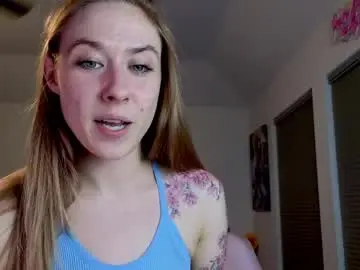 Chaturbate Free Porn Cam of pr3ttyp1nkpussy