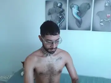 Chaturbate Free Live Porn of reypablo1