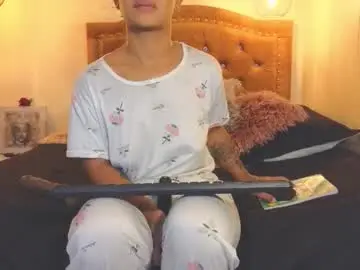 Chaturbate Live Sex of eva_foxs