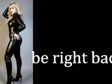 Chaturbate Live Sex Cam of kylie_iyutera