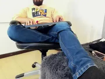 Chaturbate Live Sex Cam of luke_diaz7