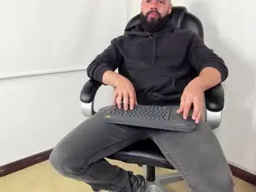 Chaturbate Live Sex of luke_diaz7