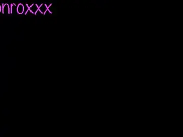 Chaturbate Free Porn Cam of moonroxxx