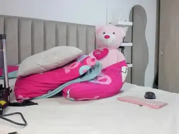 Chaturbate Adult Video Chat of queen_antonella_oficial