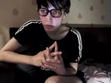 Chaturbate Live Sex Cam of raziel_haze