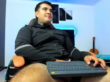 Chaturbate Best live sex cam show of thiago_cp01