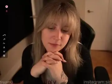 Chaturbate Live Porn of alexa_dream