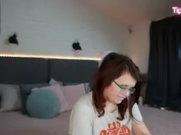 Chaturbate Watch Live Sex Cams of ariell_mini