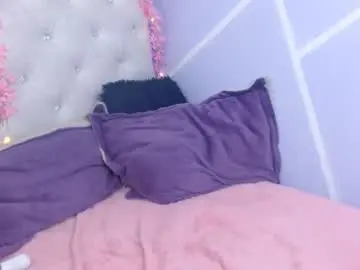 Chaturbate Watch Live Sex Cams of eyes_moonn