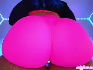 Chaturbate Live Sex Cam of oxlemon