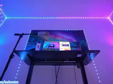 Chaturbate Live Sex Cam of oxlemon