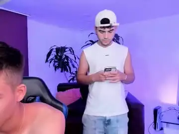 Chaturbate Free Porn Cam of space_boys18