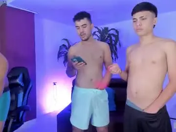 Chaturbate Adult Video Chat of space_boys18