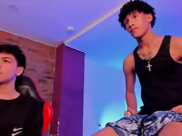 Chaturbate Live Sex of space_boys18