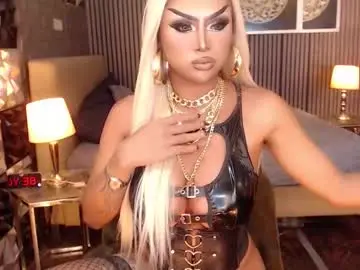 Chaturbate Live Sex Cam of unforgettablebrianna