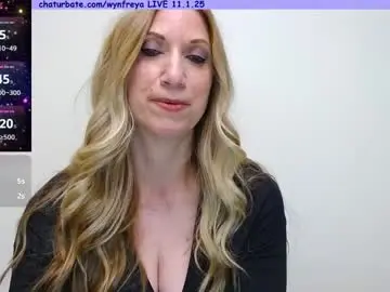 Chaturbate Live Sex Cam of wynfreya