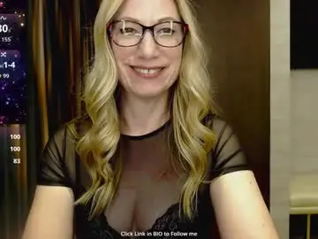 Chaturbate Watch Live Sex Cams of wynfreya