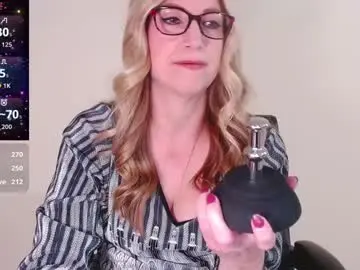 Chaturbate Live Sex Cam of wynfreya