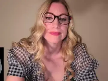Chaturbate Live Sex Cam of wynfreya