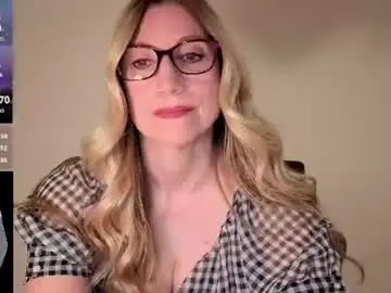 Chaturbate Best live sex cam show of wynfreya