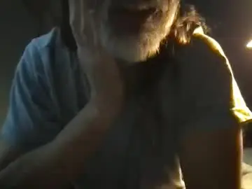 Chaturbate Live Porn of bonderbarney