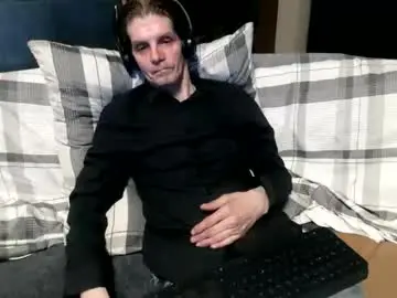 Chaturbate Live Sex Cam of bponie1