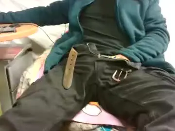 Chaturbate Live Porn of giulio__35