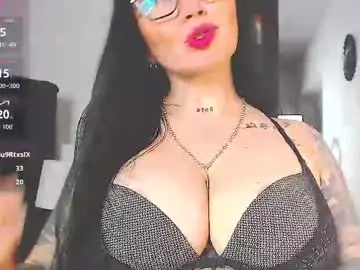 Chaturbate Free Live Porn of vicky_hotmilf