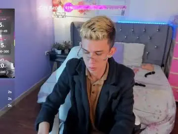 Chaturbate Free Live Porn of juaan_diick