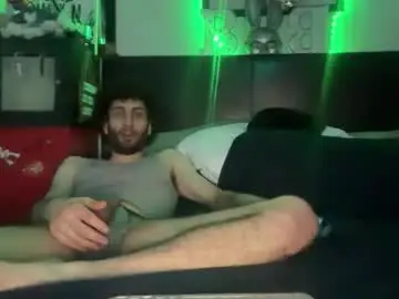 Chaturbate Nude Webcam of pantslesstraveler_plt