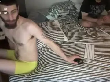 Chaturbate Live Sex of pantslesstraveler_plt