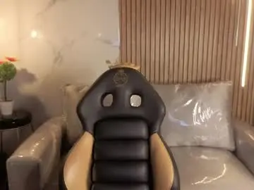 Chaturbate Live Sex Cam of perla_lovely