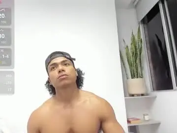 Chaturbate Best live sex cam show of xavier_colleman