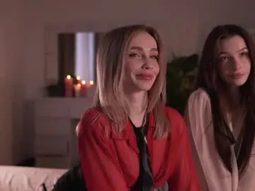 Chaturbate Live Sex Cam of alissa_wxw