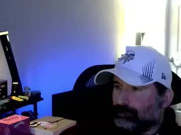 Chaturbate Live Porn of fuzz69_