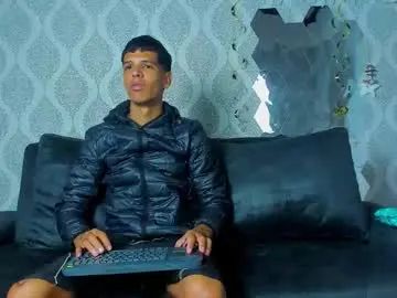 Chaturbate Free Live Porn of hotcouple_222