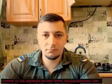 Chaturbate Live Porn of nikqredhot