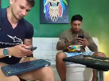 Chaturbate Sex Cam of the_golden_boys