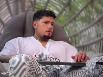 Chaturbate Live Porn of yamp_bigcock