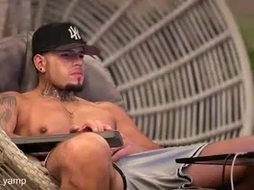 Chaturbate Best live sex cam show of yamp_bigcock