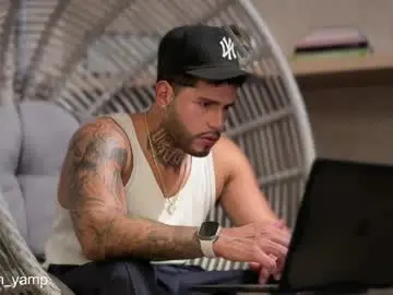 Chaturbate Best live sex cam show of yamp_bigcock