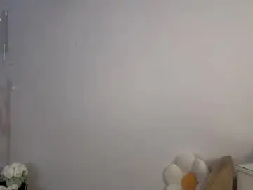 Chaturbate Live Sex Cam of nicolelevis