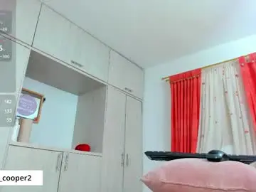 Chaturbate Live Sex Cam of zoey_cooper