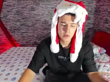 Chaturbate Free Live Porn of aleckk_boy