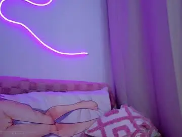 Chaturbate Adult Webcams of b4by_emilia