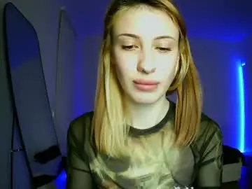 Chaturbate Live Sex Cam of isabella_stella