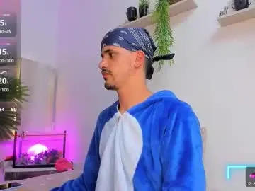 Chaturbate Watch Live Sex Cams of king_voy
