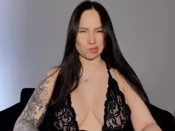 Chaturbate Live Sex of mistress_ninaohnina